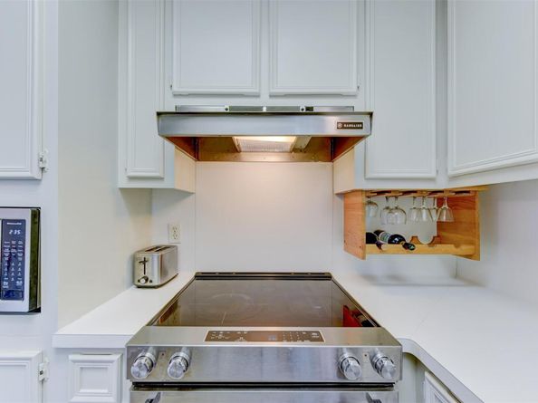 5701 Westslope DR B2, Austin TX 78731
