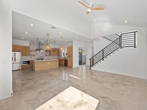 106 W Croslin St 1, Austin TX 78752