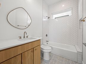 106 W Croslin St 1, Austin TX 78752