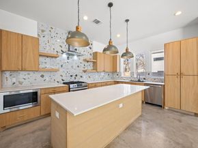 106 W Croslin St 1, Austin TX 78752