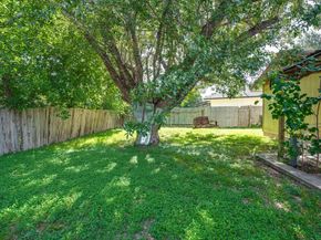 902 Fieldstone PL, Round Rock TX 78664
