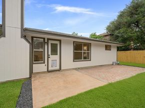 8322 Doe Meadow DR, Austin TX 78749