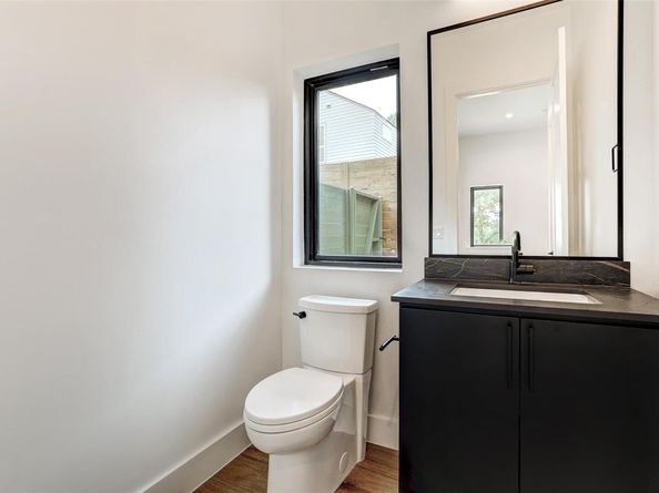 3208 Clawson RD 5B, Austin TX 78704