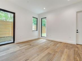 3208 Clawson RD 5B, Austin TX 78704