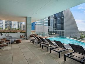 301 West Ave 2009, Austin TX 78701