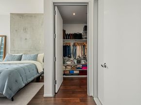 301 West Ave 2009, Austin TX 78701