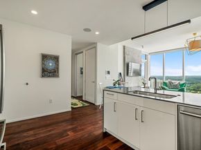 301 West Ave 2009, Austin TX 78701