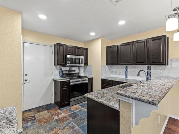 9216 Vigen CIR, Austin TX 78748