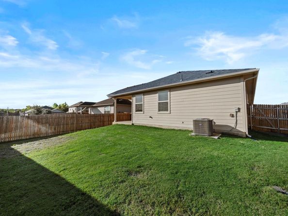 141 Fair Anne DR, Georgetown TX 78626