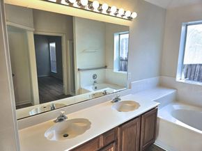 1910 Balsam WAY, Round Rock TX 78665