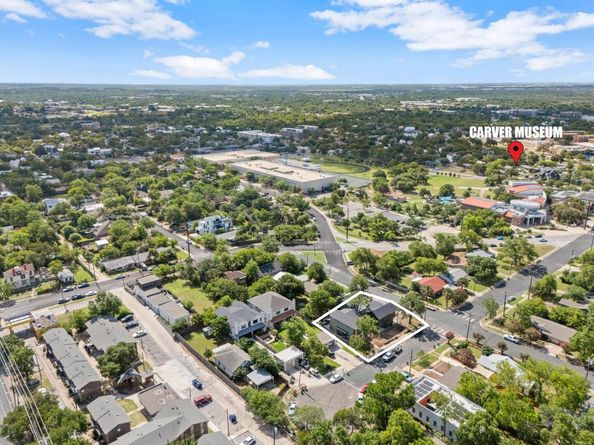 1402 Cotton ST, Austin TX 78702