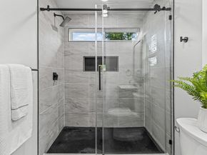 1601 N Redondo DR, Austin TX 78721