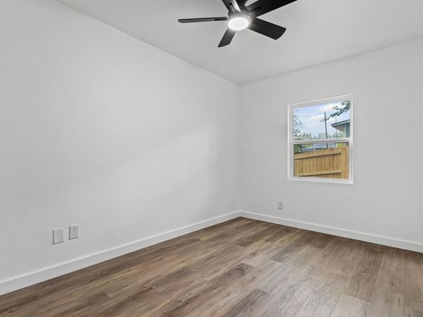 1601 N Redondo DR, Austin TX 78721