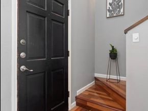 611 E 45th ST 25, Austin TX 78751