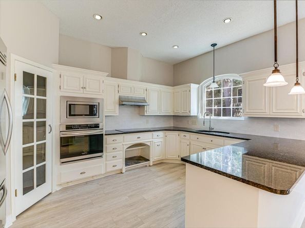 7304 Halbert DR, Austin TX 78750