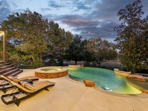 1809 Eagles Glen CV, Austin TX 78732