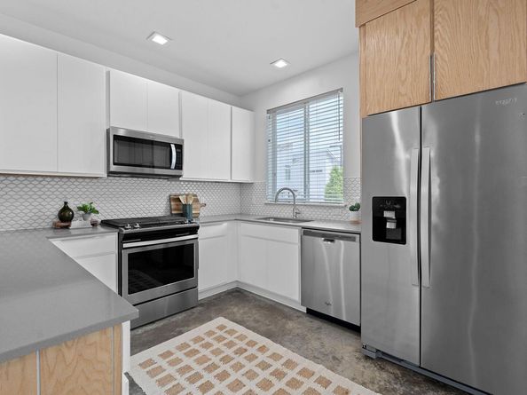 705 N Bluff DR 14, Austin TX 78745