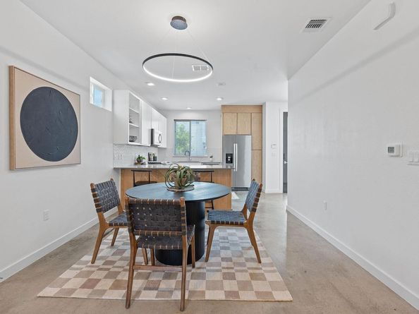 705 N Bluff DR 14, Austin TX 78745