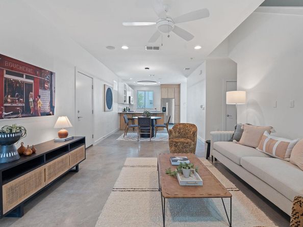 705 N Bluff DR 14, Austin TX 78745