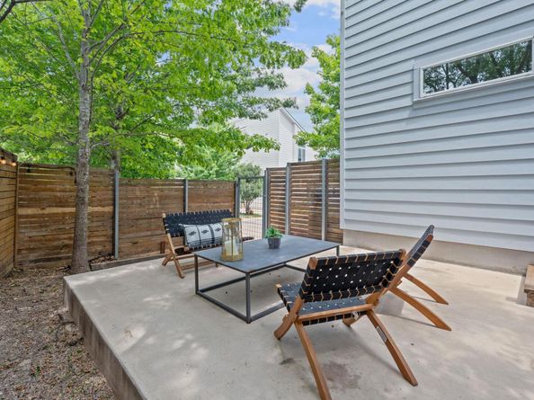 705 N Bluff DR 14, Austin TX 78745