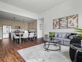 5515 Humming Bird LN 309, Austin TX 78745