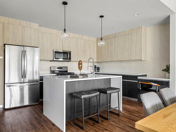 5515 Humming Bird LN 309, Austin TX 78745