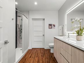5515 Humming Bird LN 309, Austin TX 78745