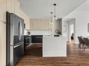 5515 Humming Bird LN 309, Austin TX 78745