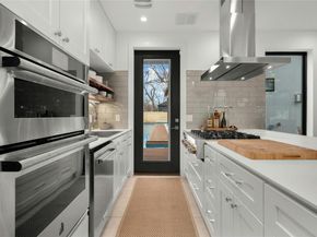 1208 Garden ST 1, Austin TX 78702
