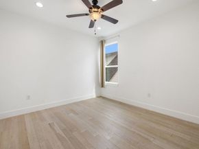 2602 E 13th ST, Austin TX 78702
