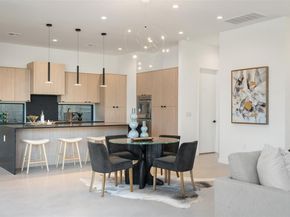 2512 Ridgeview ST, Austin TX 78704