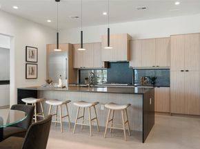 2512 Ridgeview ST, Austin TX 78704