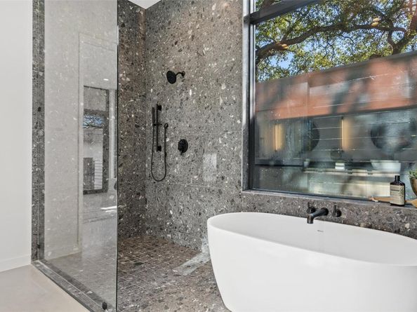 2512 Ridgeview ST, Austin TX 78704