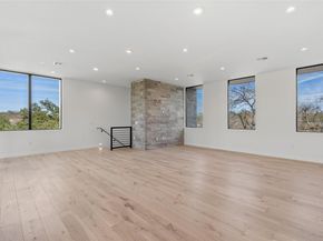 2512 Ridgeview ST, Austin TX 78704