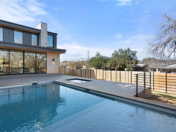 2512 Ridgeview ST, Austin TX 78704