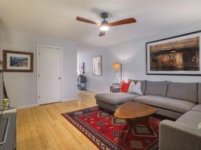 2303 East Side DR 223, Austin TX 78704