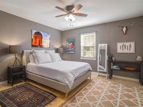 2303 East Side DR 223, Austin TX 78704