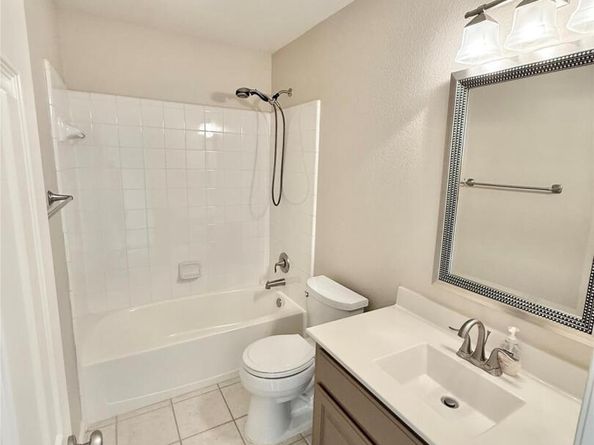 1907 Rutherford DR, Leander TX 78641