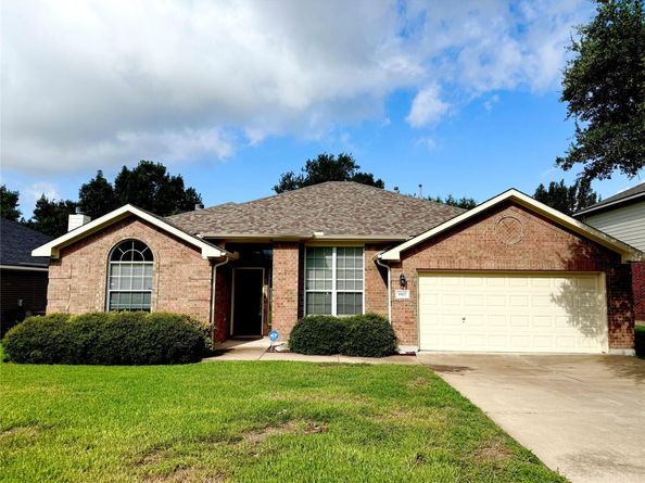 1907 Rutherford DR, Leander TX 78641