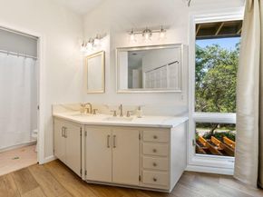 623 Sunfish ST, Lakeway TX 78734