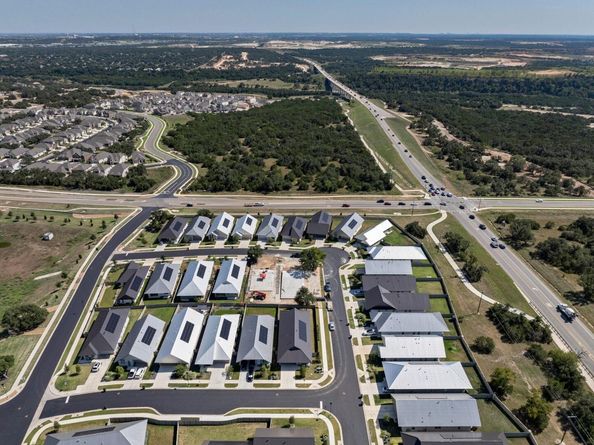 221 Lone Ranger TRL, Georgetown TX 78628