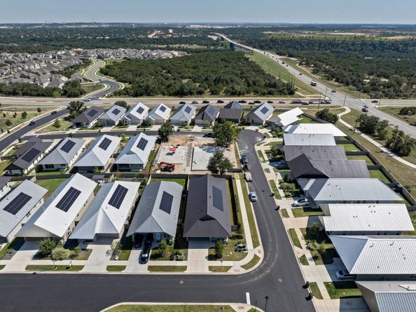 221 Lone Ranger TRL, Georgetown TX 78628