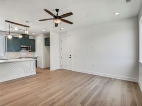 4127 E 12th ST 5, Austin TX 78721