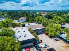 1111 W 10th ST 206, Austin TX 78703