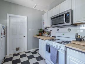 1220 Taylor ST, Austin TX 78702