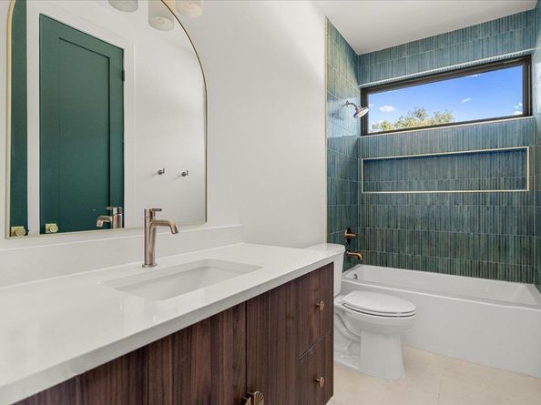 1711 Crown DR, Austin TX 78745