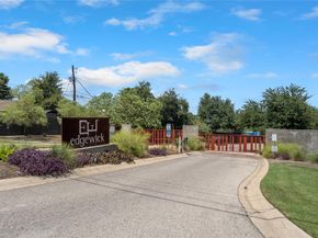 2004 Dinsdale LN, Austin TX 78741