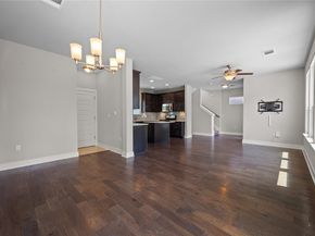 2004 Dinsdale LN, Austin TX 78741