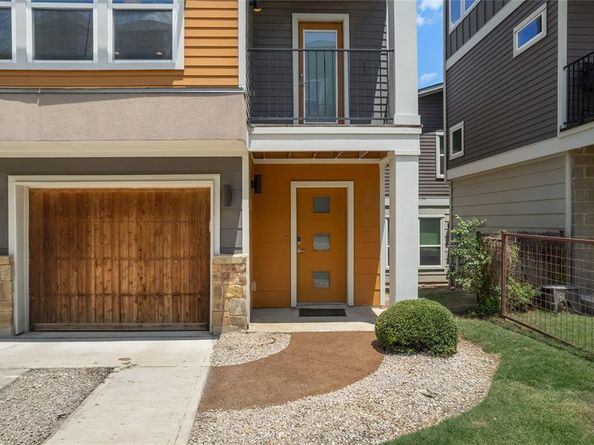 2004 Dinsdale LN, Austin TX 78741