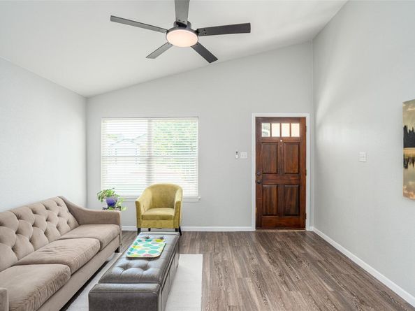 5911 Kevin Kelly PL, Austin TX 78727